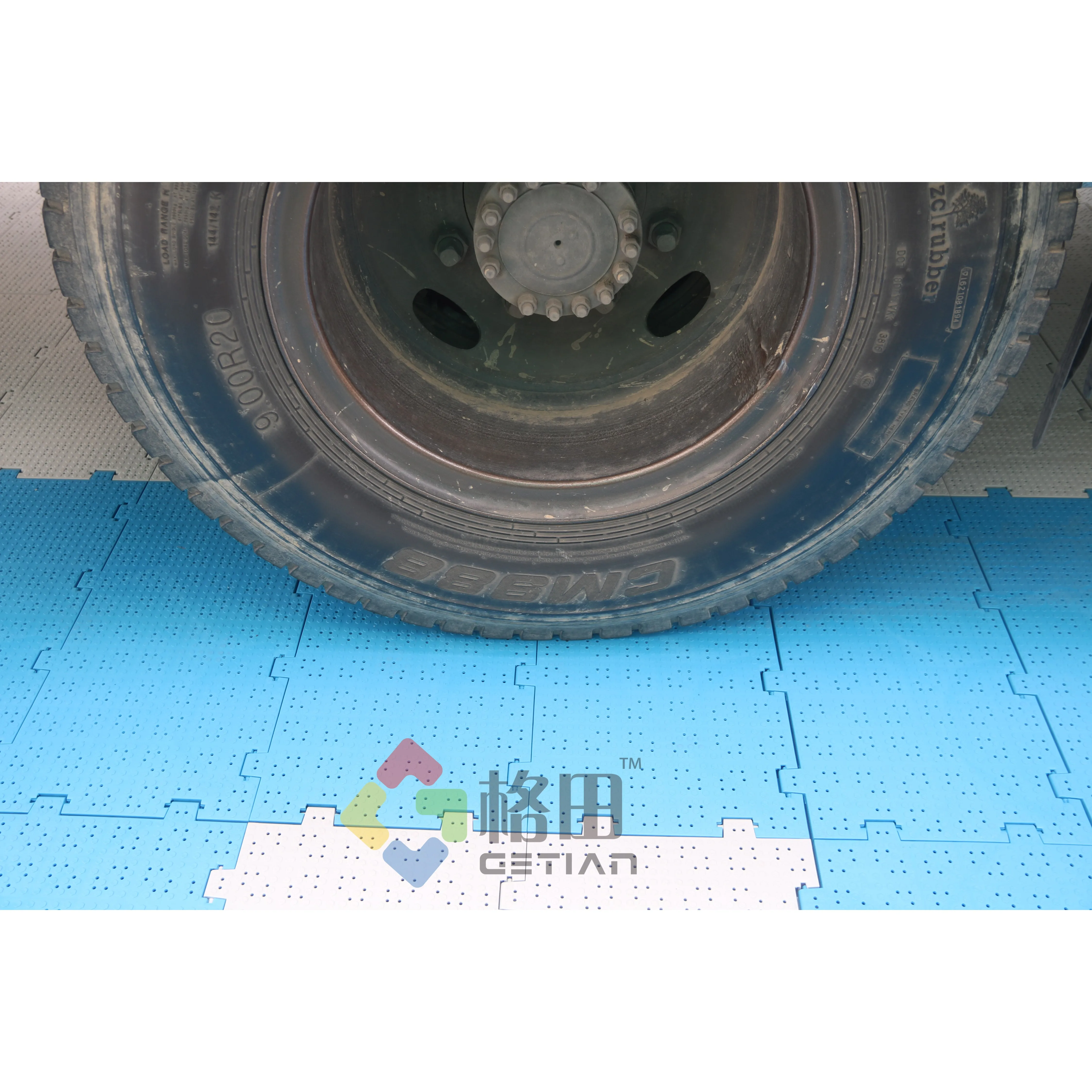 Very strong event flooring temporary outdoor event for truck driving