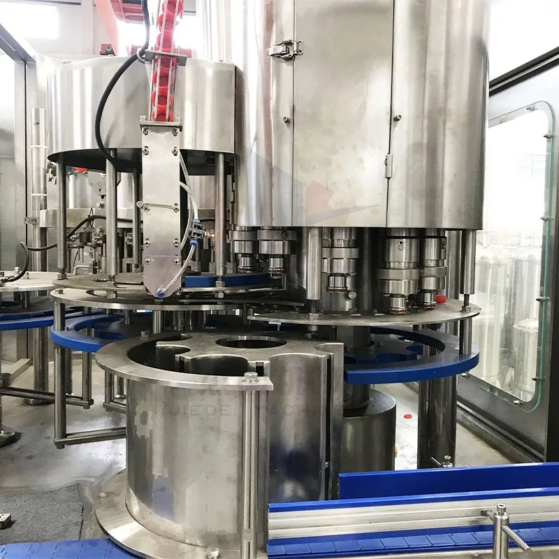 China High Speed Automatic 3 in 1 Carbonated Beverage Soda Sparkling Water Soft Drinks Filling Machine