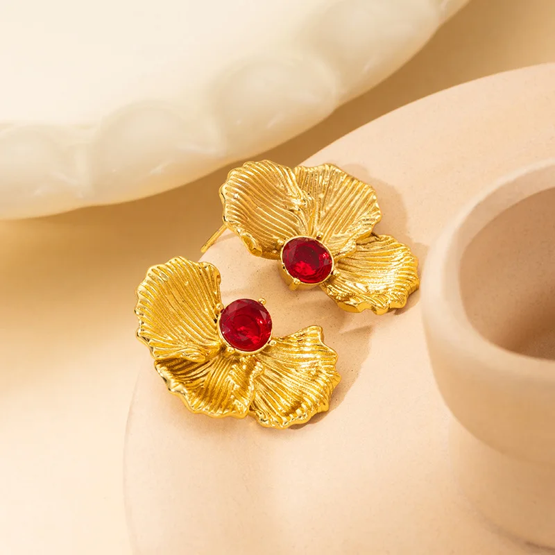 Skin Safe Vintage New Natural Emerald Green Stone Earrings Female Stainless Steel Gold Flower Earrings Factory Low Price