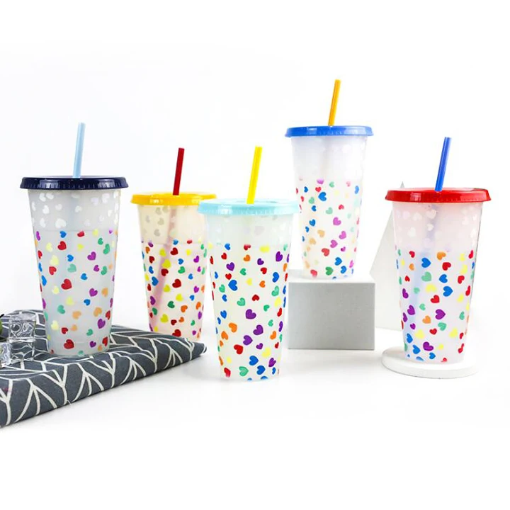 P010 color changing tumbler with straw heart color changing plastic cup that changes color