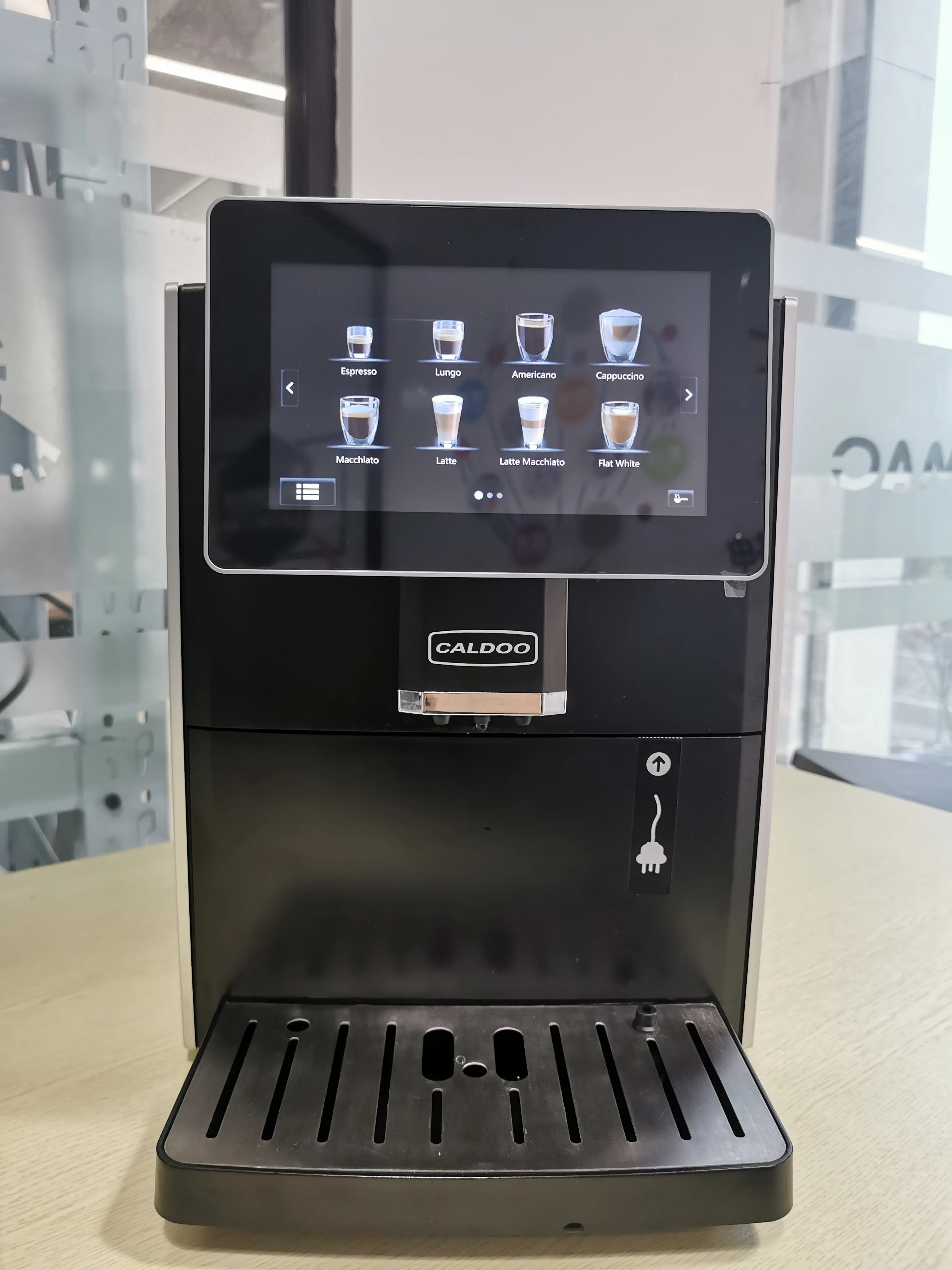 Aluminum Housing Touch Screen Control Commercial Automatic Electric Espresso Coffee Maker Machine