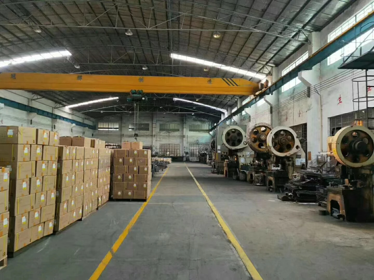 Truck Engine Parts Transmission Gearboxs for Yuejin 1028