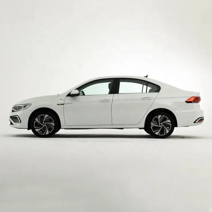 Бензиновый седан Vw Bora по низкой цене для Volkswagen бензиновый автомобиль 200 км/ч скоростные топливные автомобили оптовой продажи дешевые автомобильные транспортные средства