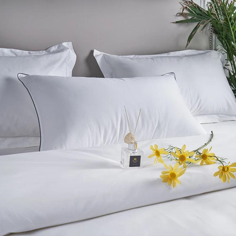 Deluxe Dacron Fiber Cotton Fabric Pillow Exquisite Life Home Luxury Hotel Use Custom Size