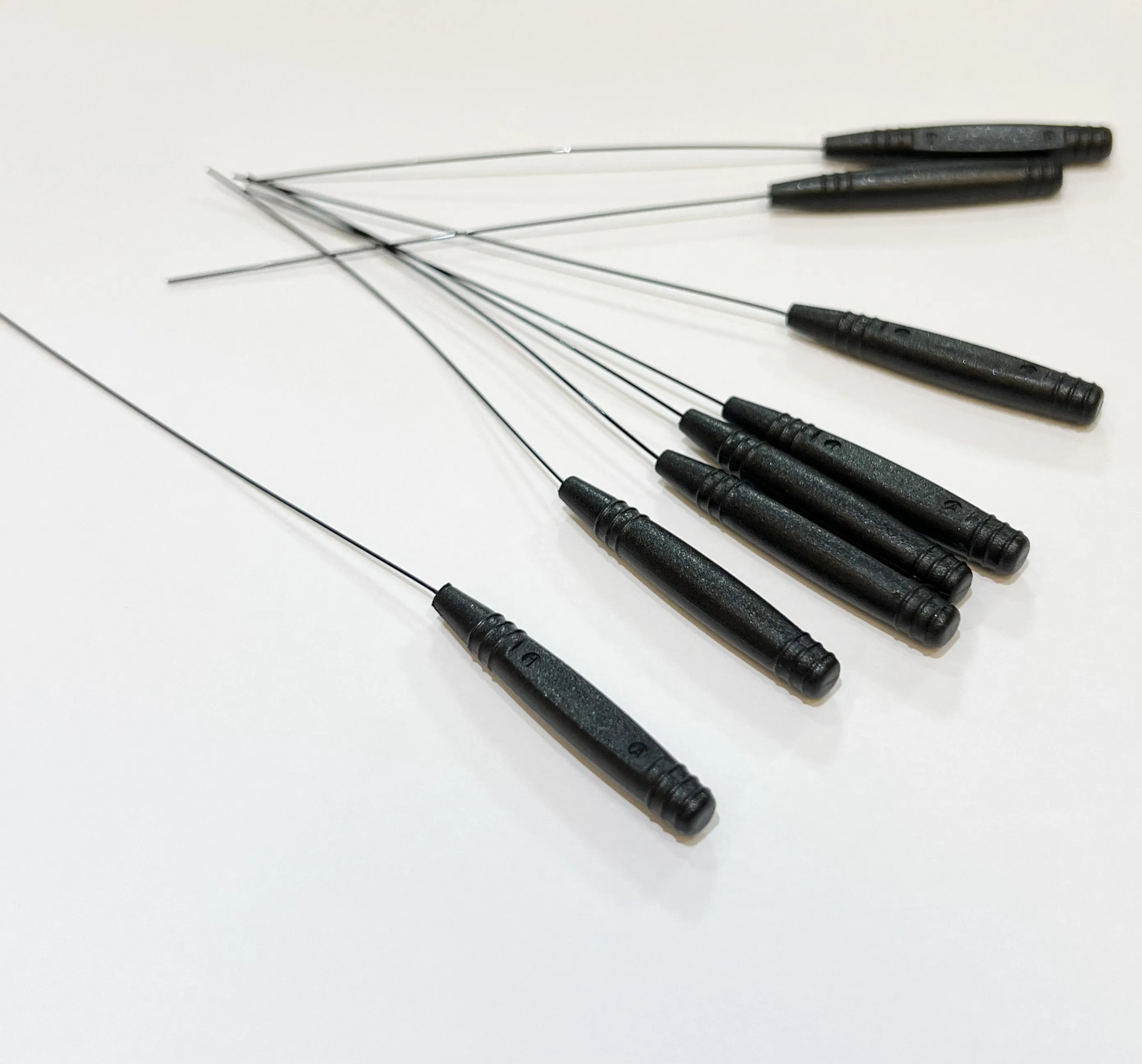 High quality standard Magnet Hearing Aid Spare Parts Accessories 5 to 7 hole brushes clean Kits Accessories with loop