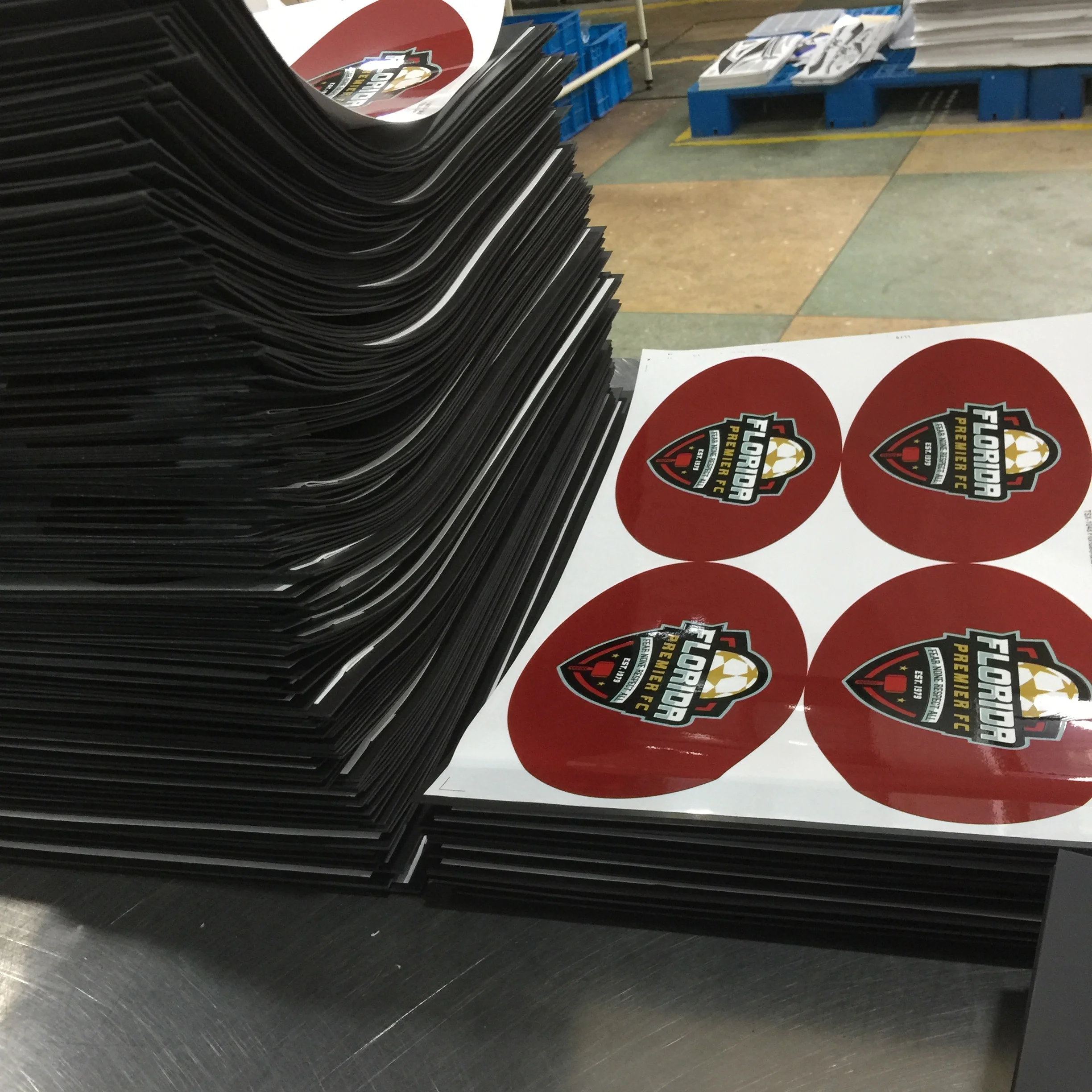 
oval shape Waterproof custom cut printed vinyl sticker with 1MM thickness magnet back outdoor 