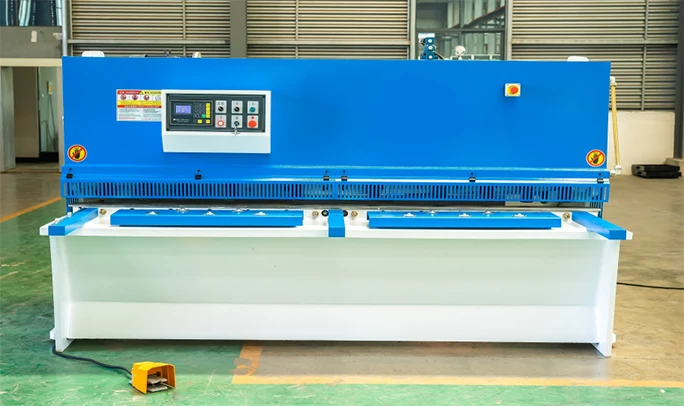 6*4000mm Hydraulic Shearing Machine with E30 system from Durmark Auto ANH, CHINA