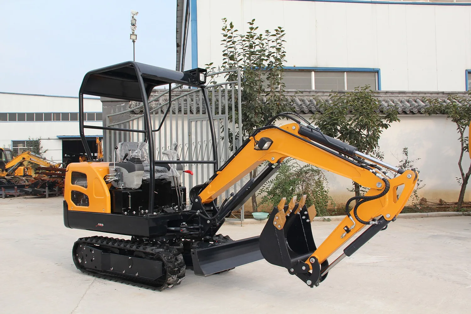 Резиновый экскаватор 2200 кг микро-экскаватор MG22 мини-гусеничный на продажу