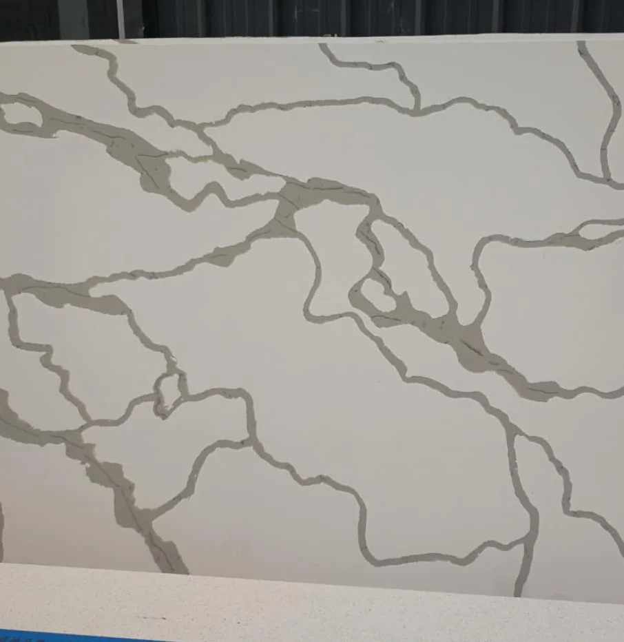 Calacatta Glossy Artificial Table Top Quartz Stone Slab