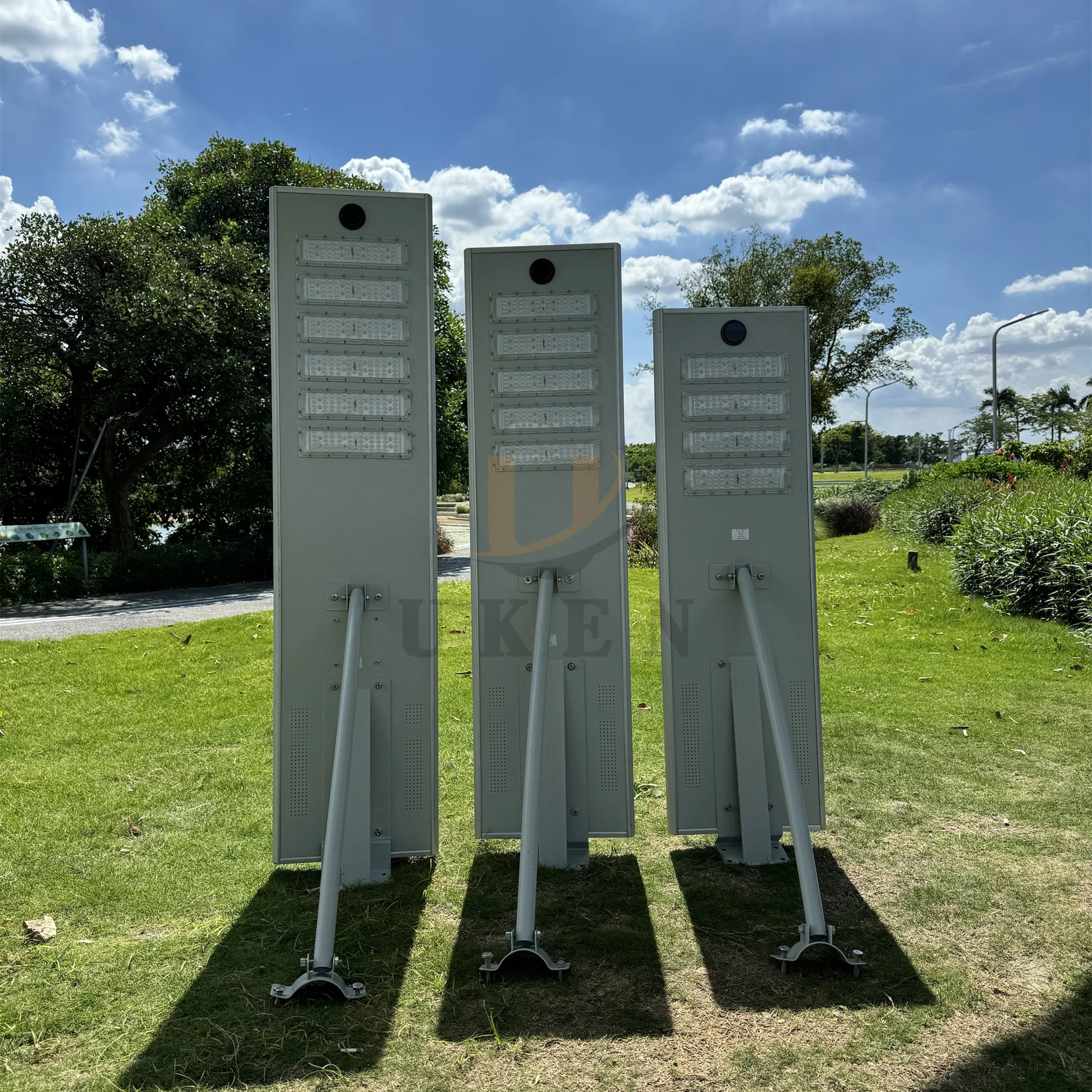 ABS IP65all In One Landscape Roads Lamp Indoor 2000 Watt High Lumens Security Camera Integrated Solar Powered Street Light