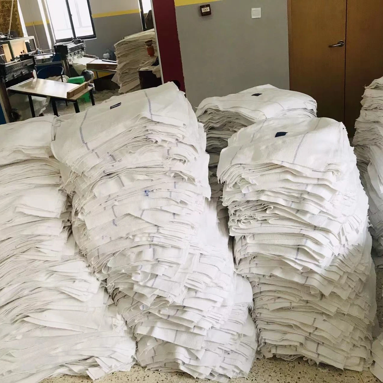 Простая гигантская ультравпитывающая ткань без петель 50*70 см