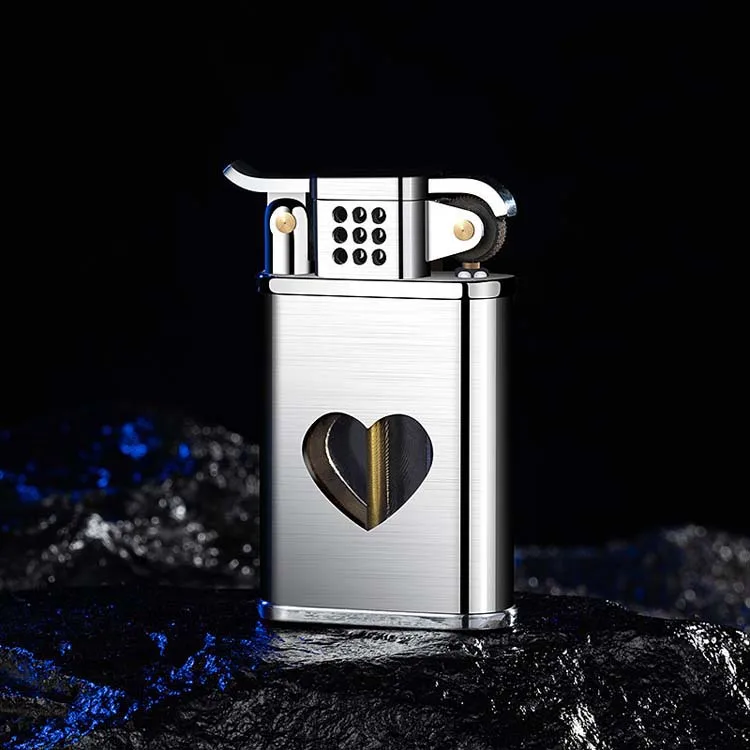 New heart-shaped transparent visible window lighter metal grinding wheel open flame oil wholesale