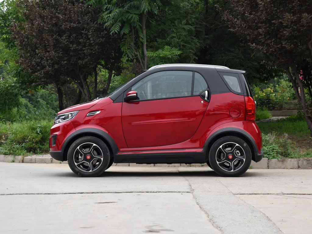 AWD Электрический мини-автомобиль с высокой скоростью и высоким
