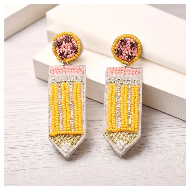 Серьги ручной работы с желтым рисом