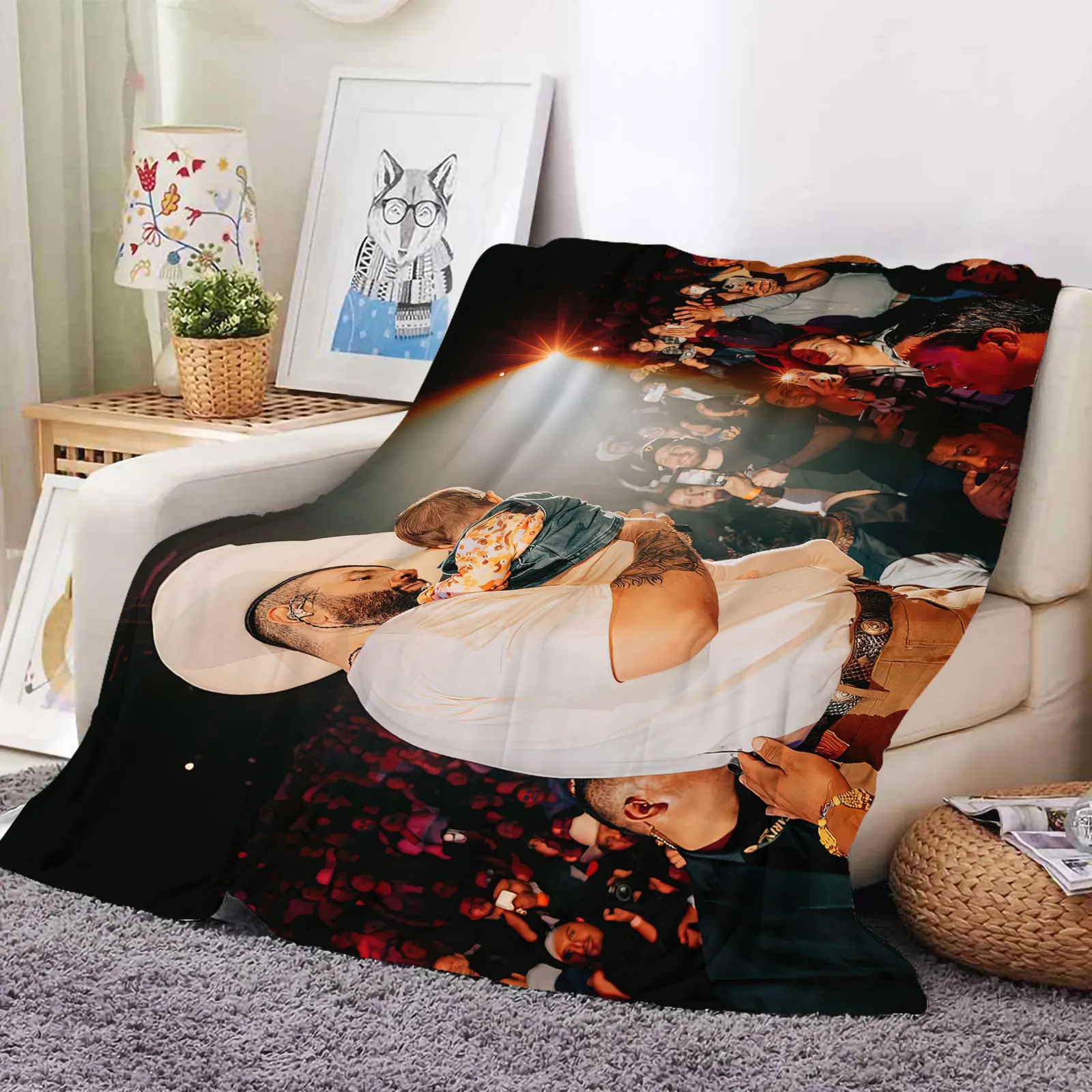 Factory Price Soft Warm Karol G Peso Carin Leon Santa Fe Klan  Flannel Fleece Blanket Adult And Kids