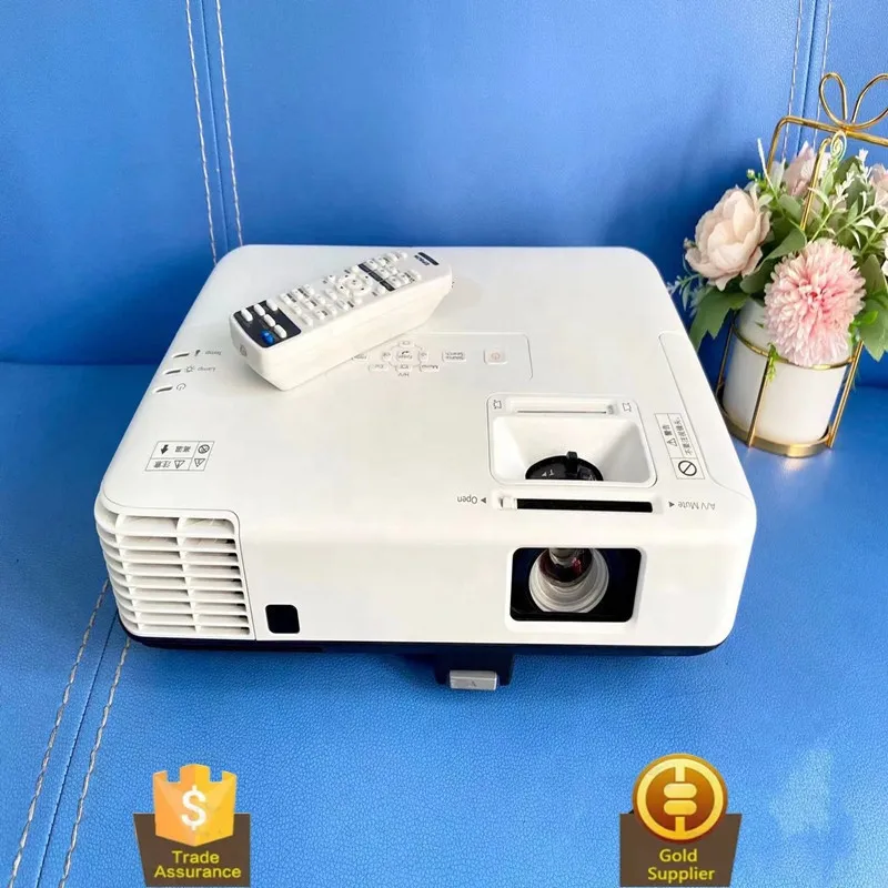 Epsons projector DLP 1080P  Home use projector short throw Projector Suitable for business and office education