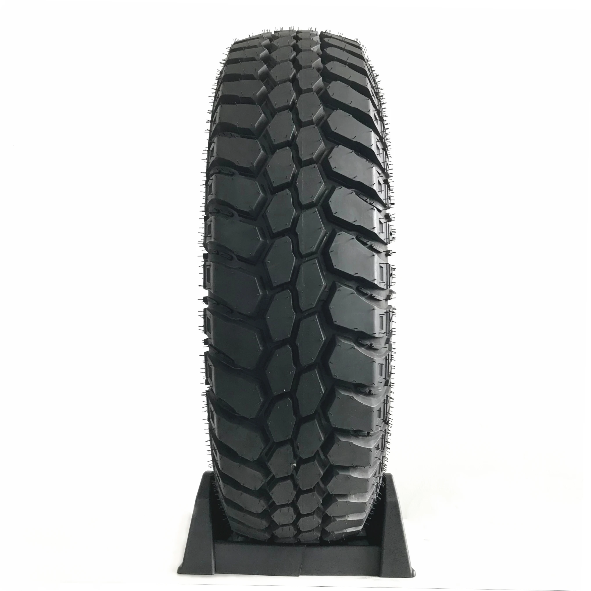 CHINA LAKESEA  Car Tires with High quality 285-50ZR20 255 65 18 tires rim 16 65 225 19565r15 AT MT 4x4 mud tires 31x10.5r15