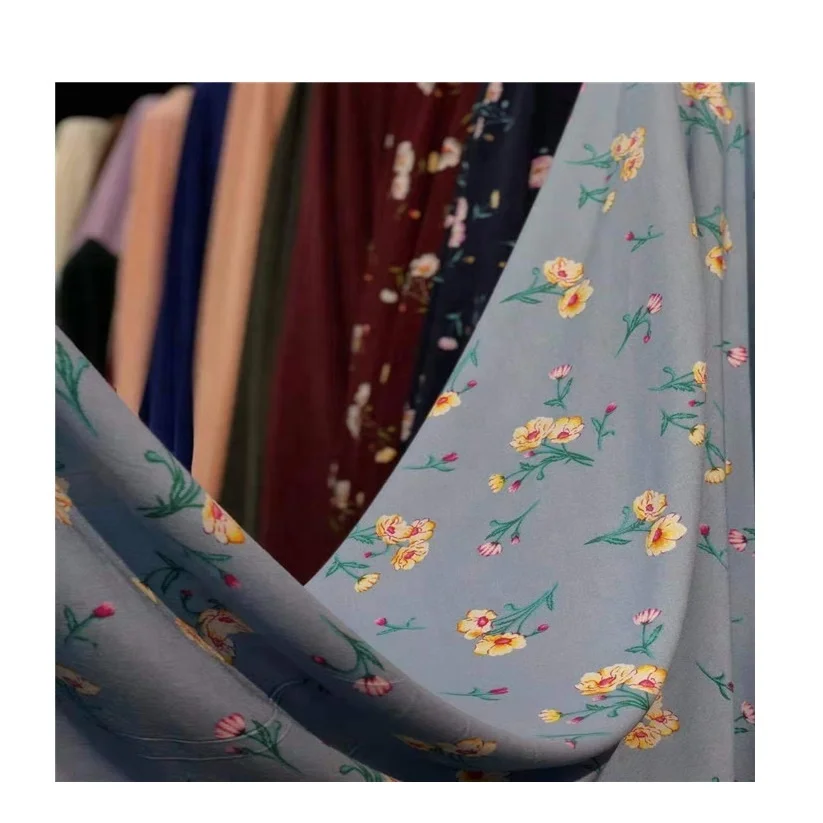 Cheap price floral patterns 45*45s rayon print fabric viscose challis normal print fabric woven plain fabric for women garments