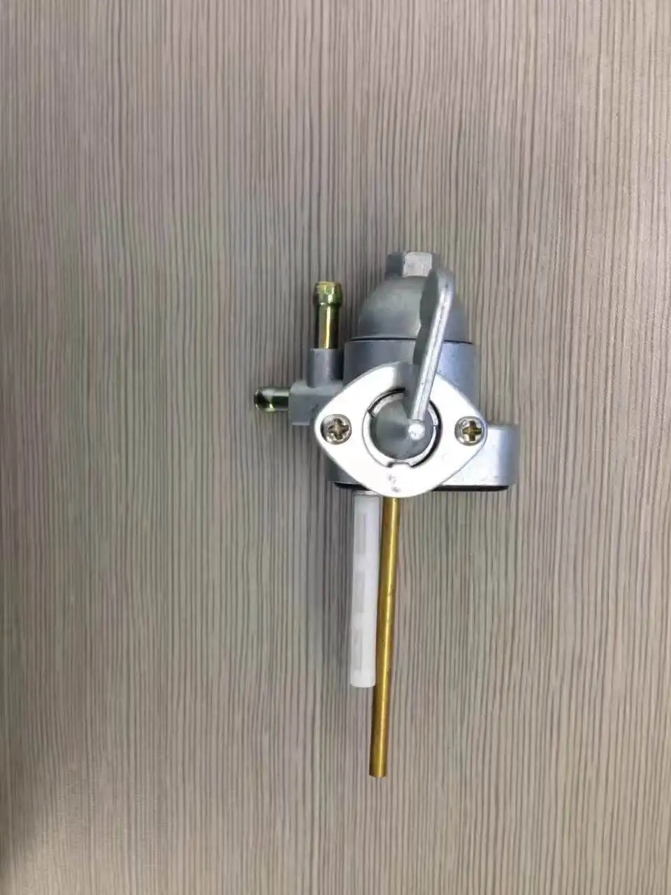 Wholesale good quality motorcycle Fuel Tank Switch for SY125 CB125