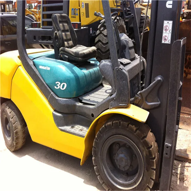 Вилочный погрузчик komatsu 3 тонны Япония б/у вилочный fd30 5 на продажу