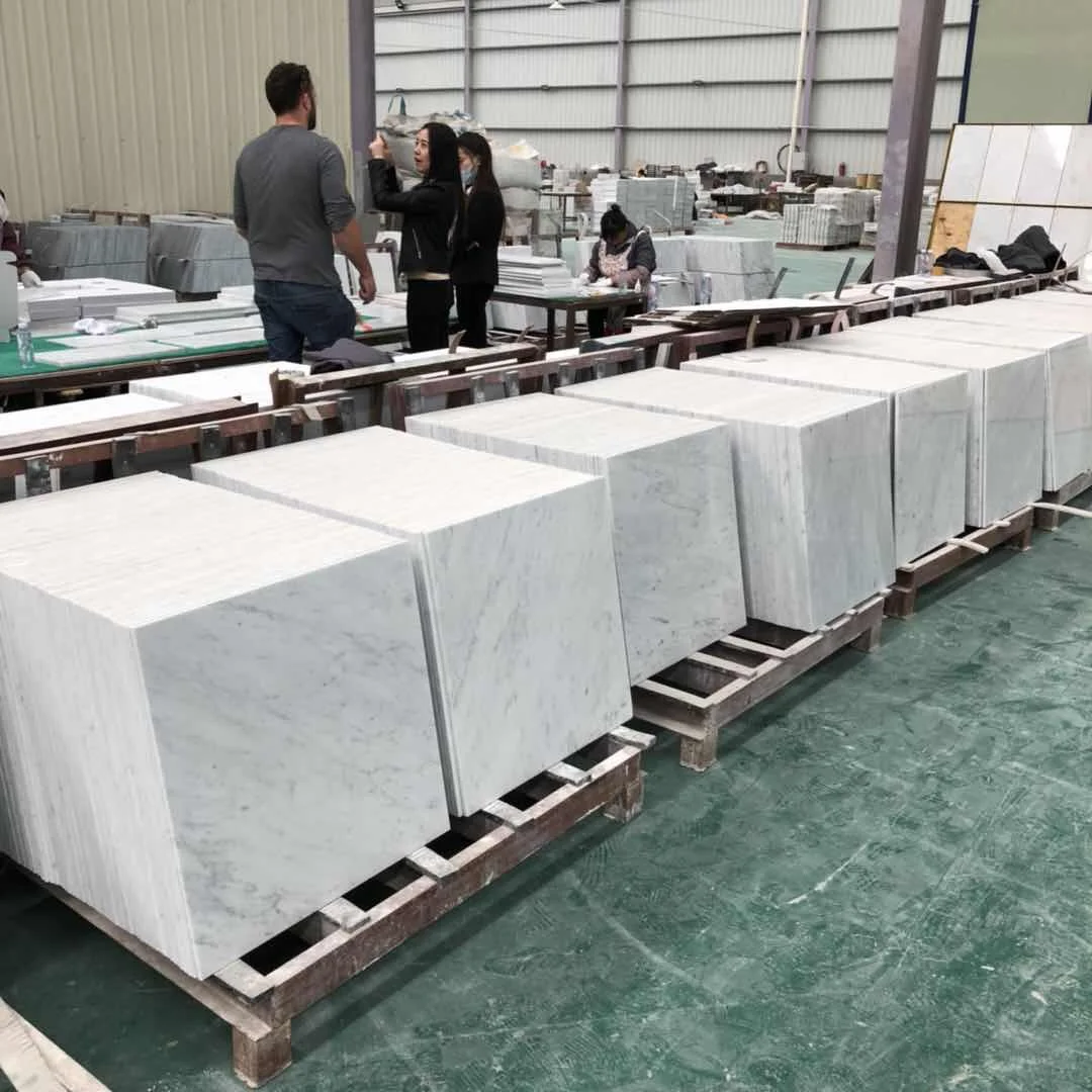 2021 hot sale 24x24 italian carrera white marble tiles on sale