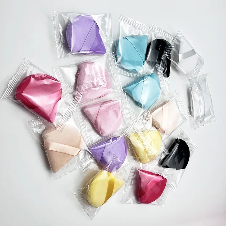 Top Seller Cosmetic Powder Puff Soft Wedge Shape Makeup Powder Puffs Custom Logo Private Label Soft Triangle Cosmetic Puff