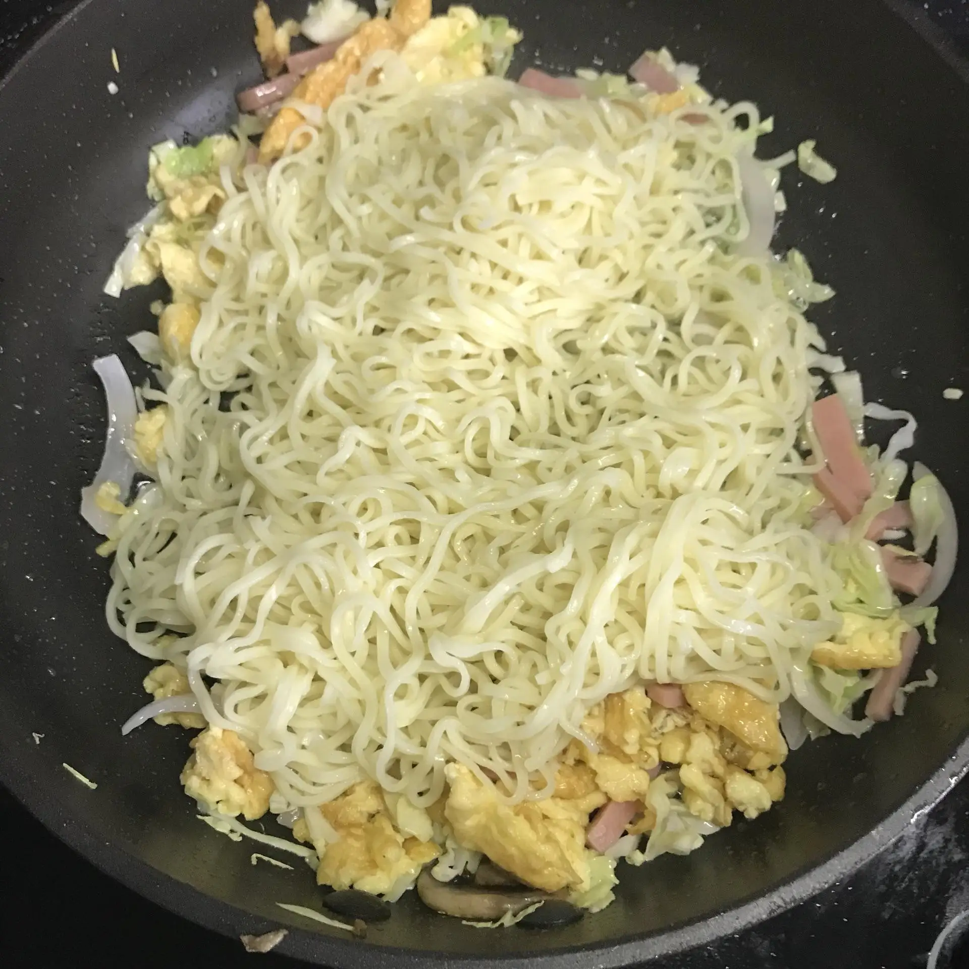 
Factory price HACCP ISO Dried Wheat Flour Bowl plain instant chinese ramen noodles wholesale 