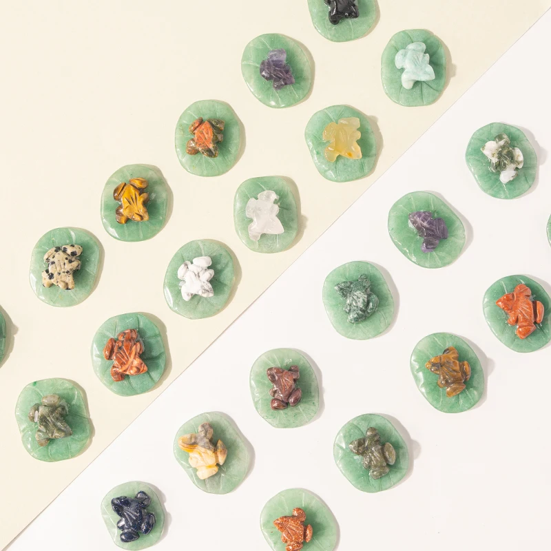 Wholesale natural gemstone carvings mixed stones carving crystal frog with lotus