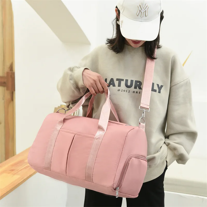 Hot Sale Durable Gym Bag with Large Volume for Gym Exercise Waterproof Fabric Gym Bag with Shoes Compartment