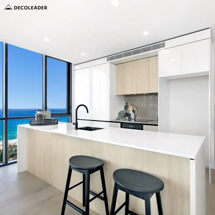 New Arrival Luxury Lacquer Modern Design  Kitchen Cabinets With Island