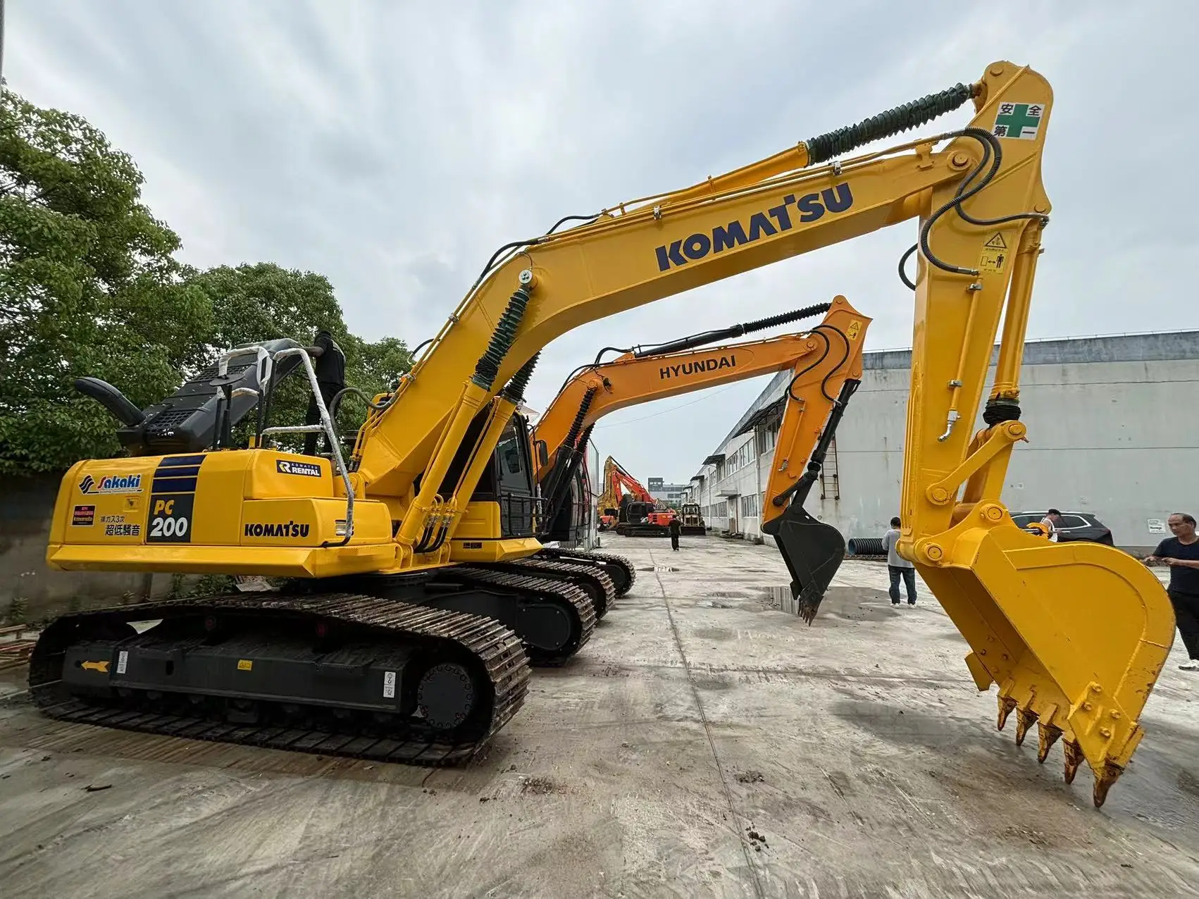Used Japan Original Komatsu Excavator PC200-8 (komatsu PC200-7 pc200-6 pc200-5 pc220-6 pc220-7 pc220-8)