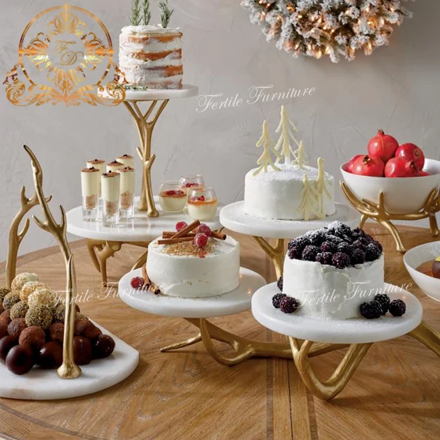 Royal ladies luxury banquet display brass dessert/cake table