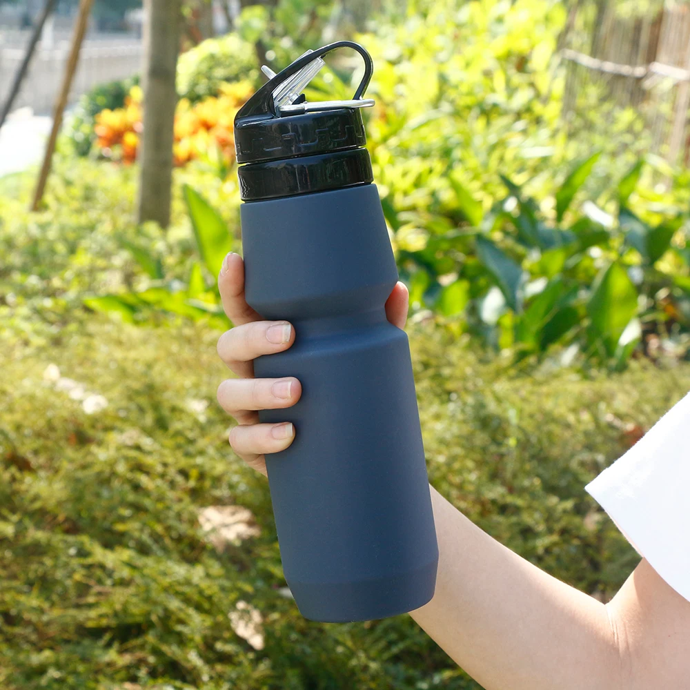 BPA бесплатно складные силиконовые питьевые столовые герметичные спортивные бутылки для воды гибкие дорожные с пластиковой крышкой кемпинга