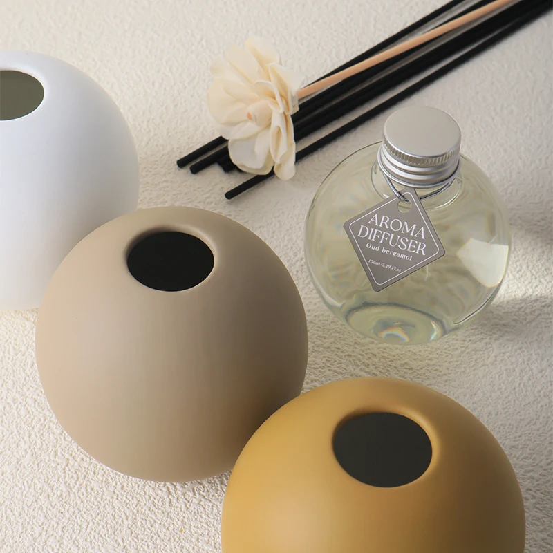 Decorative & Fragrant Luxury Handcrafted Ceramic Ball Reed Diffuser
