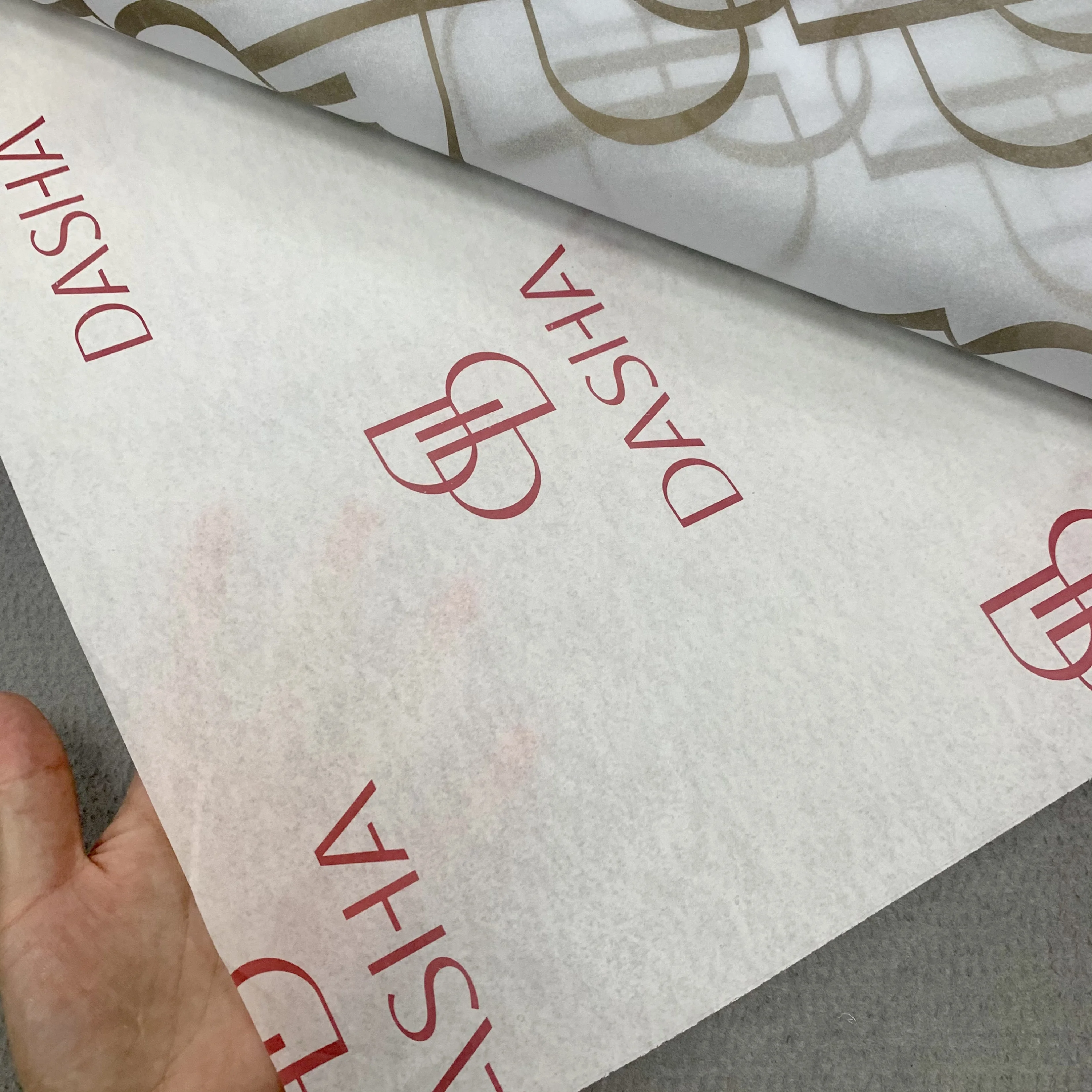 Customized Logo 17g/22g/30g Gift /Clothing /Bouquet Wrapping Tissue Paper Gift Packing Box Wrapping Paper