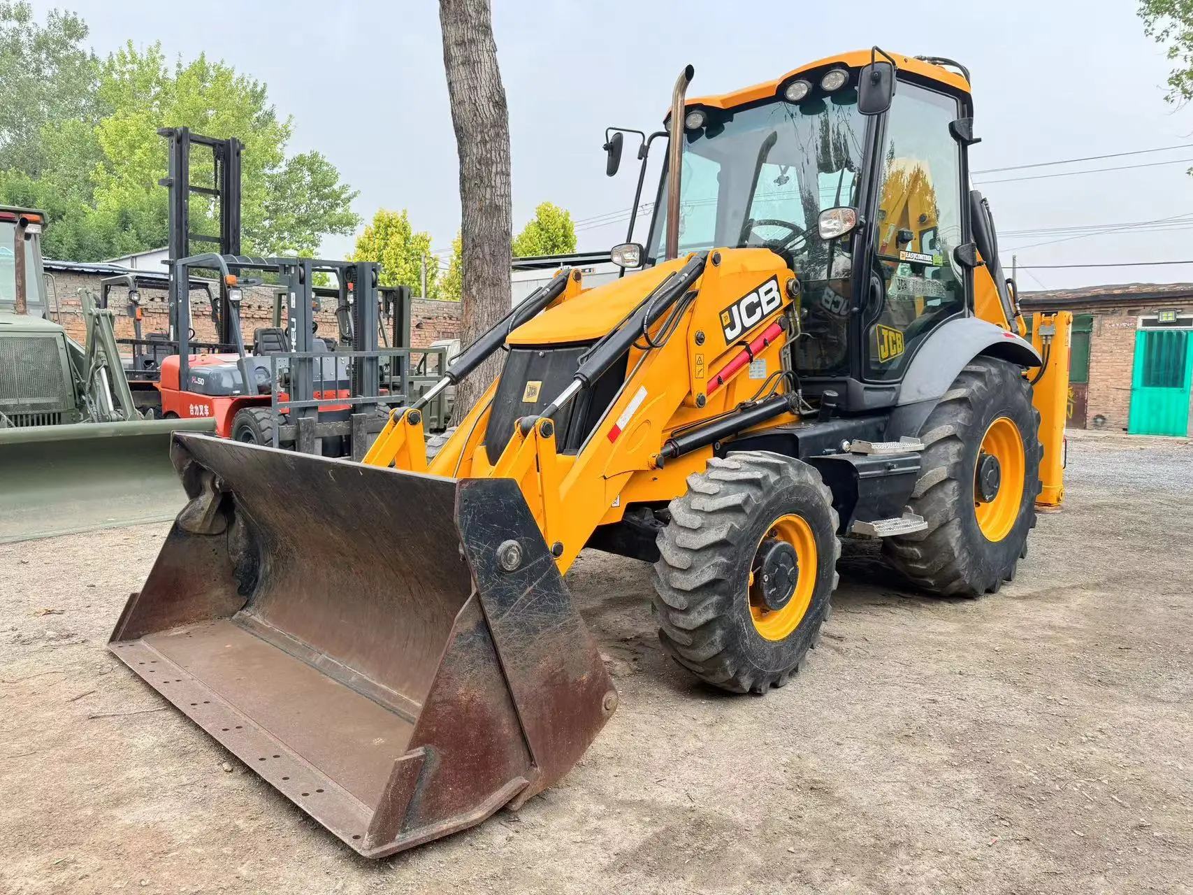 Высокое качество ИСПОЛЬЗУЕТСЯ JCB 3CX колесный погрузчик для строительных работ включая функции экскаватора