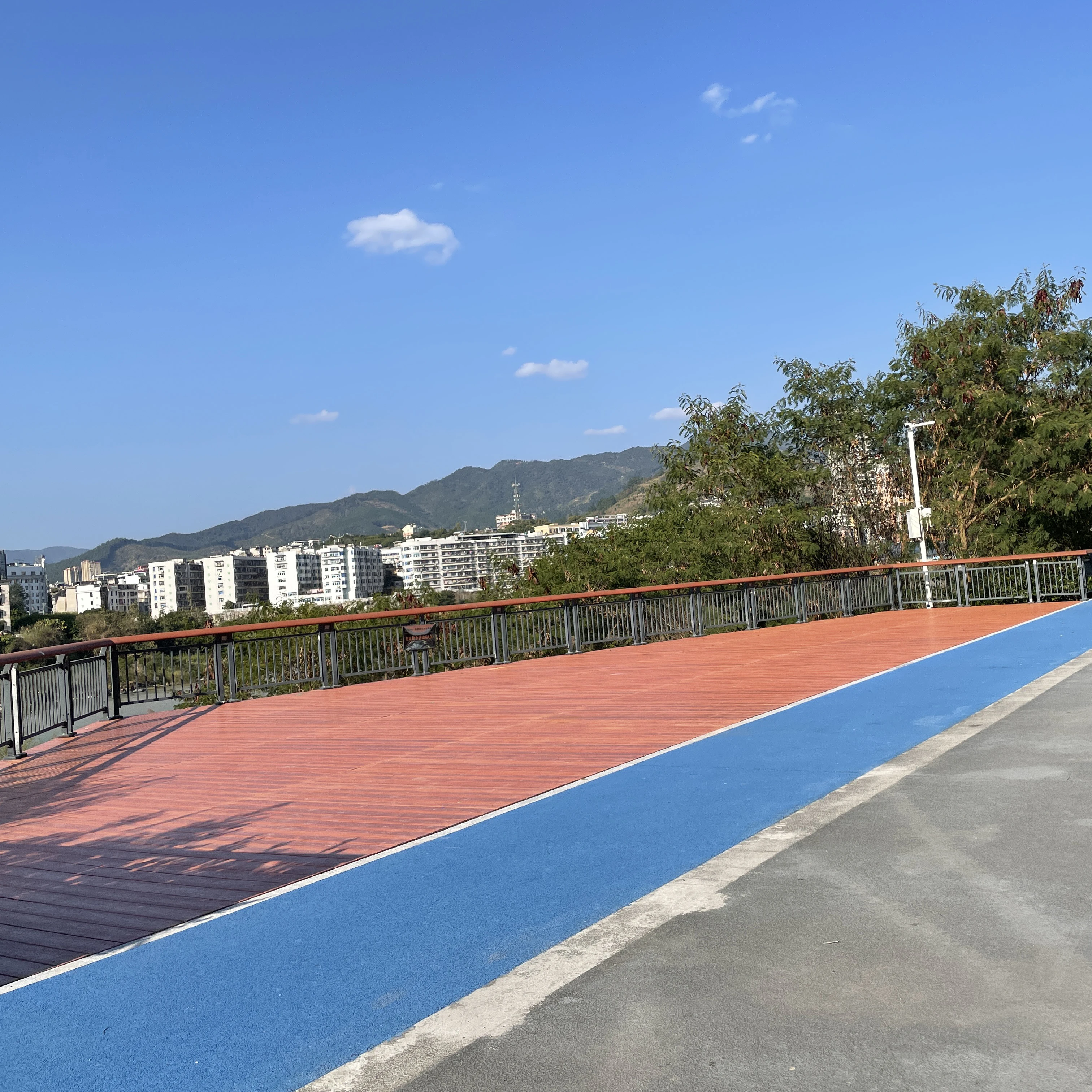 Brushed Finish Fiber Cement Board for Villa Application Decking-Covered Park County Park Boardwalk Decking