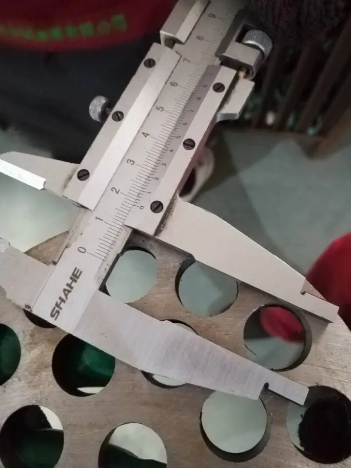 Home use cast iron manual chicken meat cutter