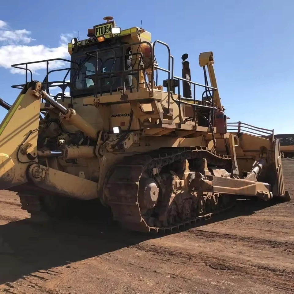 good coondition original Japan komatsu 375A D375 D31 D475 D375-6 d5 d6 d7 d8 d9 d10 d11 bulldozer for sale