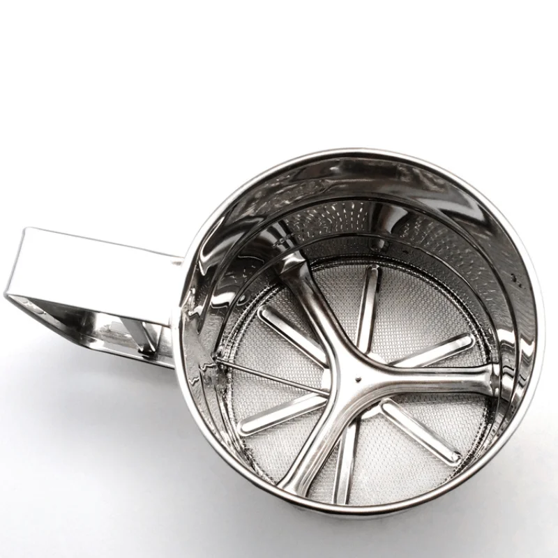 Flour Sifter Stainless Steel Strainer Fine Mesh Flour Sifter Sieve Powder Sugar Sifter for Baking