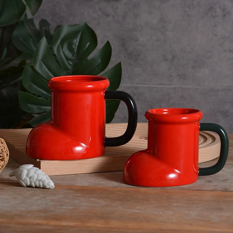 Red Color Cute Shoe Shape Ceramic Coffee Mug Wholesale Customized Tea Cup Christmas Gifts Stoneware Mug