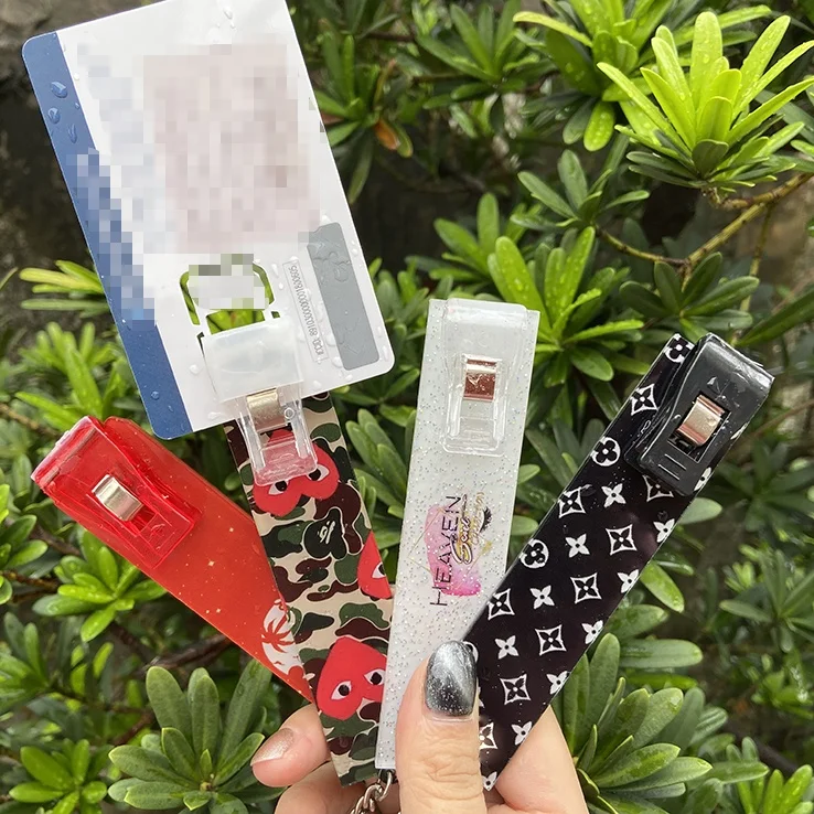 Wholesale Acrylic Card Grabber Keychain Custom Your Own Card Grabber For Long Nails