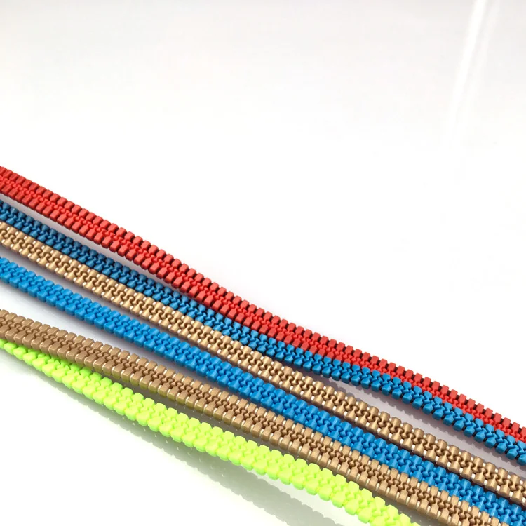 Junye Customized 5# Earphone No Tape Resin Zipper With Plastic Puller