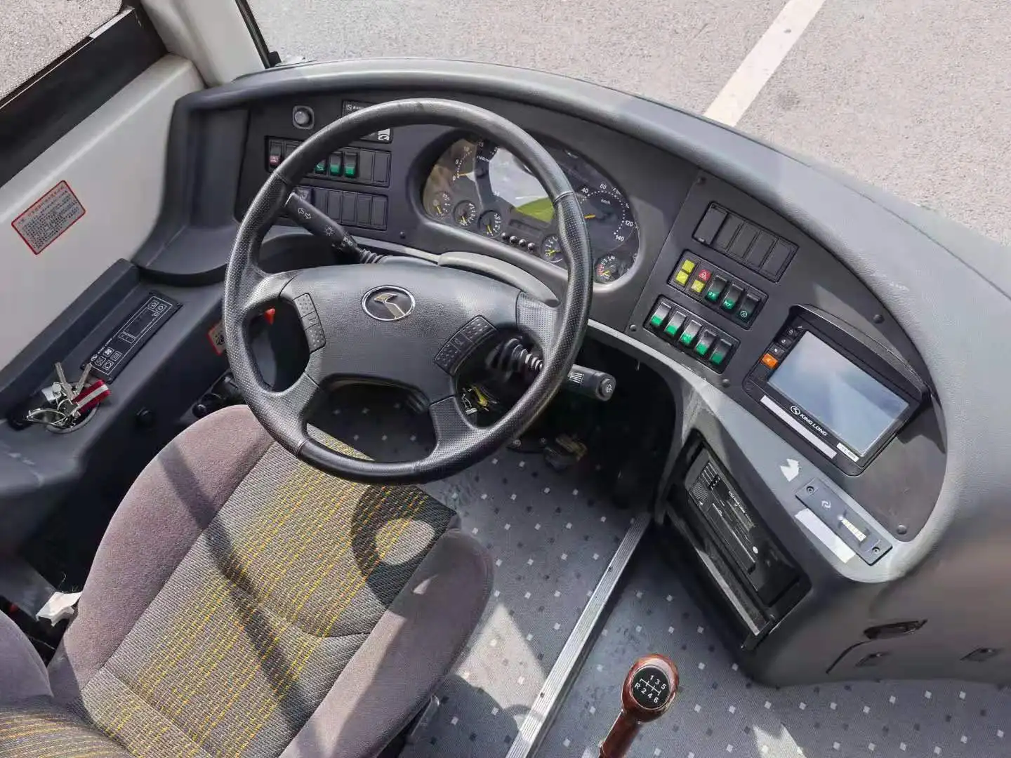  Китайские туристические автобусы KINGLONG 2014 года 45 55 сидений