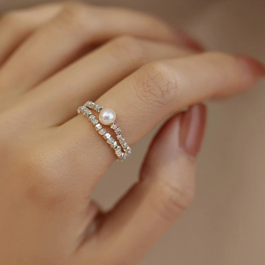 Factory Direct Delivery pearl ring hot sale round white pearl decorate silver ring wholesale