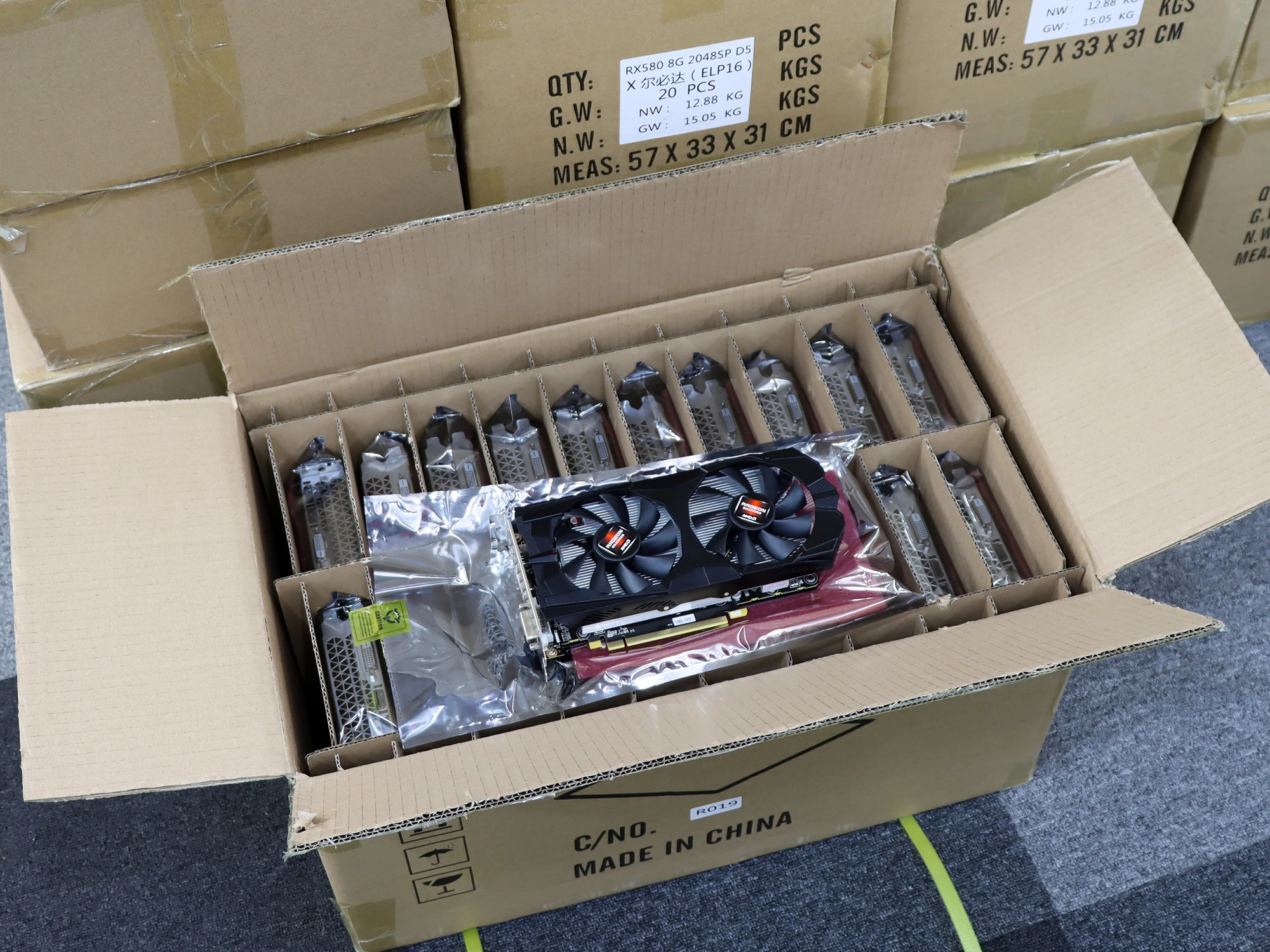  Совершенно новая эргономичная графическая карта Radeon RX580-8GB 2048sp 256b самая дешевая для майнинга игровая Графическая Майнер готов к