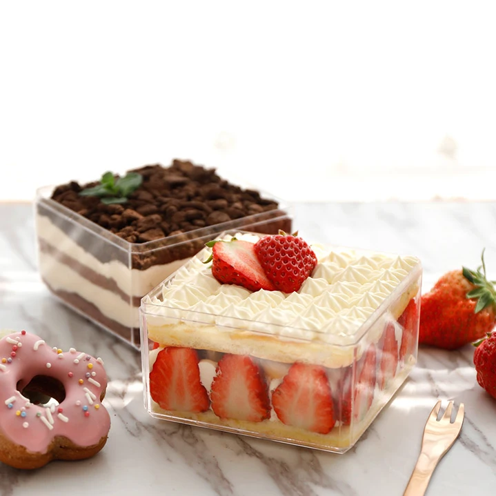 Popular transparent square PS plastic tiramisu dessert storage container pastry packaging box with lid