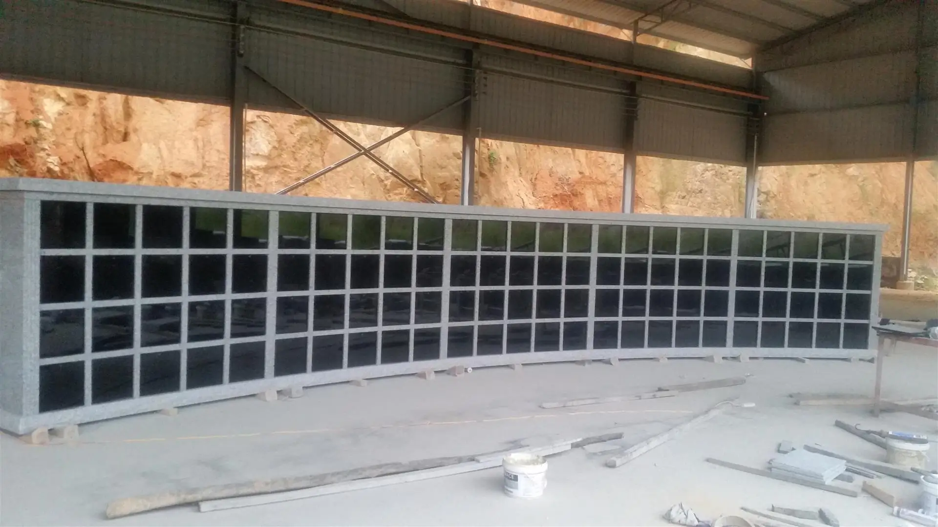 Cheap Customized Design Cemetery Cremation Granite Mausoleum Two Niche Columbarium