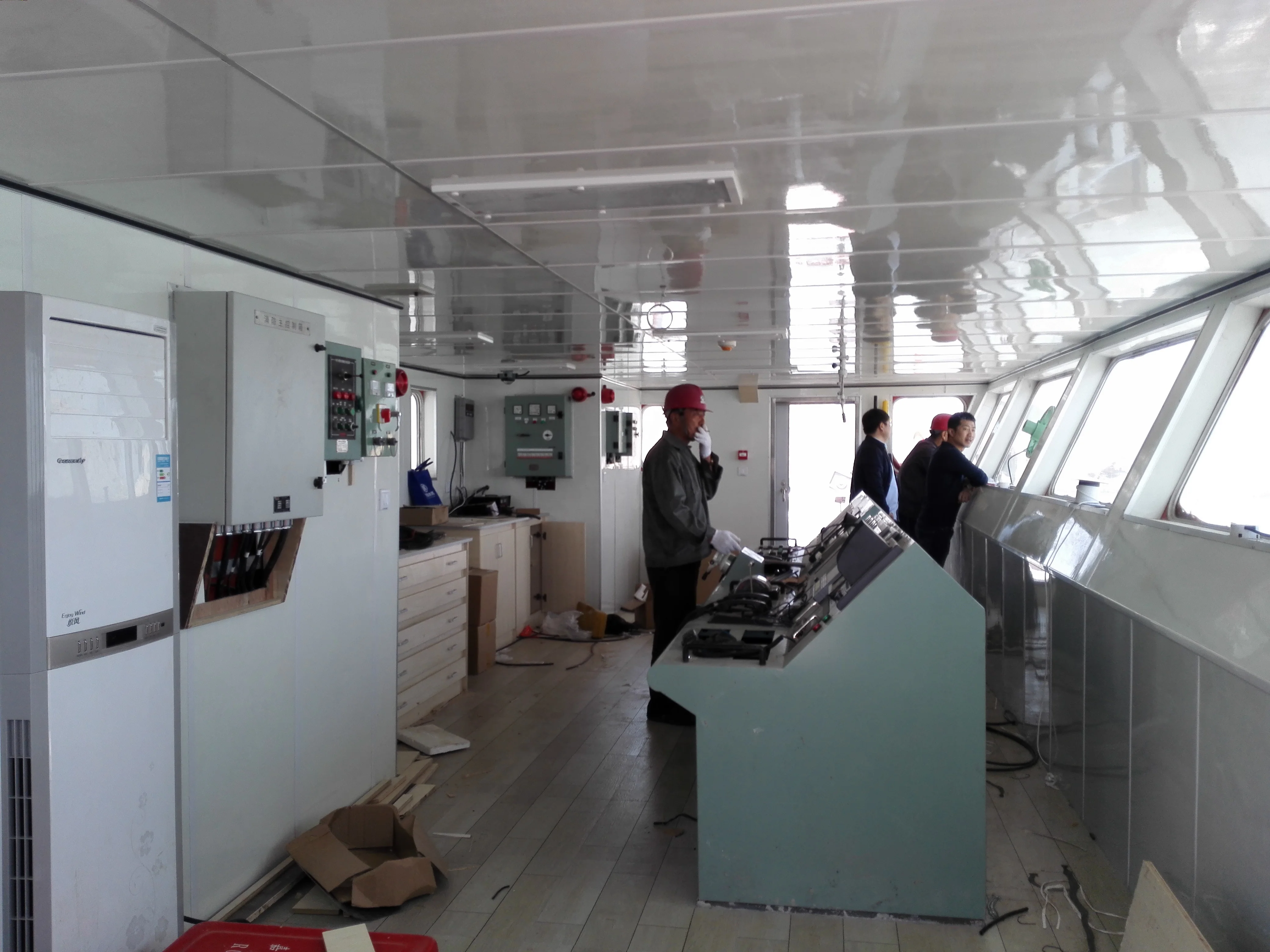 
newbuilding 88.00 meters 216 TEU container carrier with crane for sale 