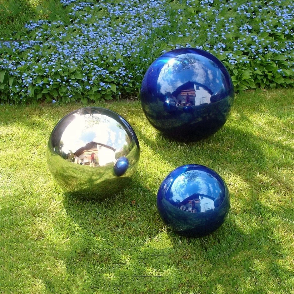 Stainless Steel Hollow Metal Balls for Garden Art and Crafts Elegant Ornaments for Outdoor Decor